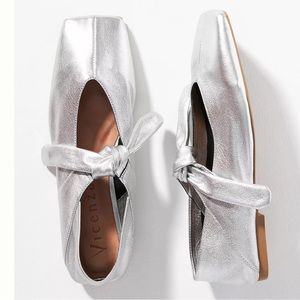 Silver Vicenza Bow Mary Jane Flats - Anthropologie
